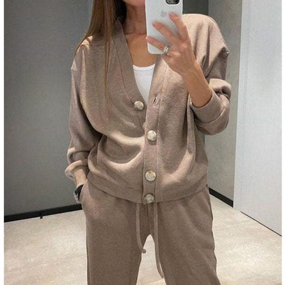 Conjunto de dos piezas de chaqueta y pantalón abotonados de punto para mujer