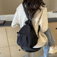 Un Mochila Bandolera Versátil y Elegante con una gran Capacidad