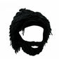 Sombrero estilo punk con peluca sencilla adjunta y barba tejida.